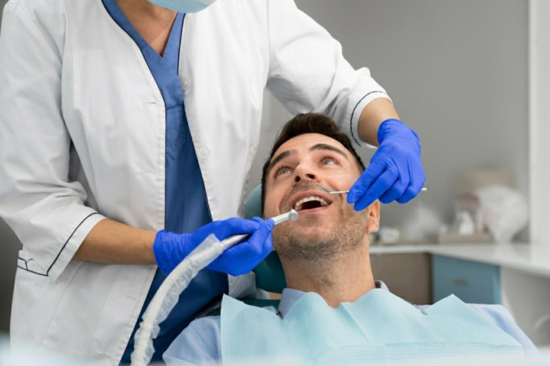 Best Dentist for Crown and Bridge Near Me in New Castle